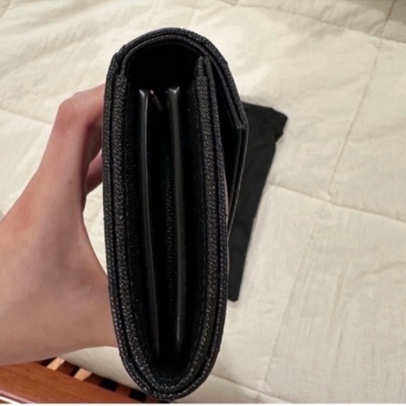 Saint Laurent Cassandre Matelasse Large Flap Wallet Grained Leather (LIKE NEW) - Picture 3 of 10